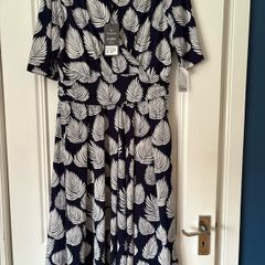ladies dress from Isabel London