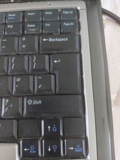 Vintage DELL Lastitude, Model D620, Intel CPU T2400, 1.83GHz, 2.5GB Ram, Windows 7 Professional, 32bit, Opera, Firefox and Chrome, in excellent condition