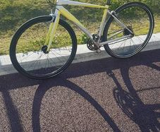 Road bike