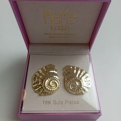 18K Gold-Plated Shell Earrings MeMe London