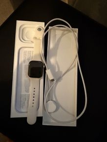 Apple Watch Series 11 42mm, Rose Gold Aluminum) Like New