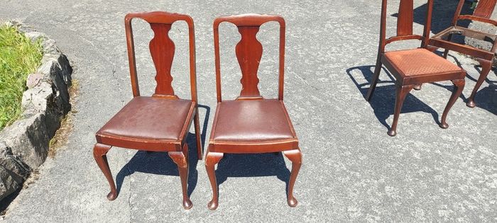 6 Hardwood Vintage Dining Chairs
