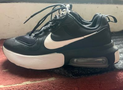 Nike Air Max size 7