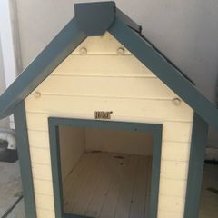New age Dog house