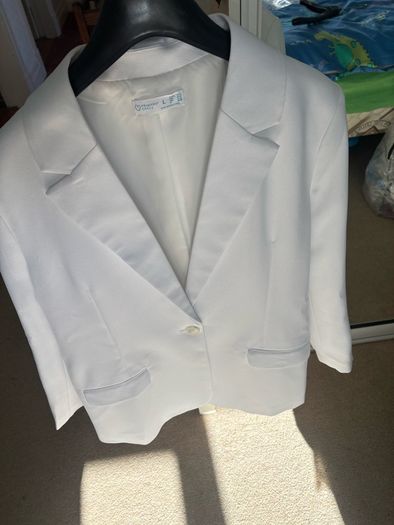 Ladies New White Jacket L