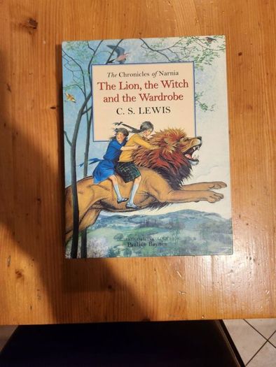 The Chronicals Of Narnia Compilation.  2 Books In Presentation Folder. Large Volume Hardback In Very Good Condition.