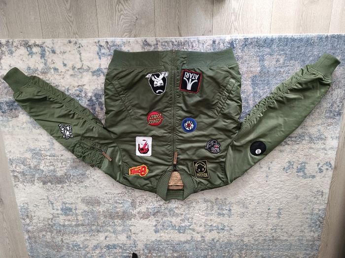 Bomber jacket
