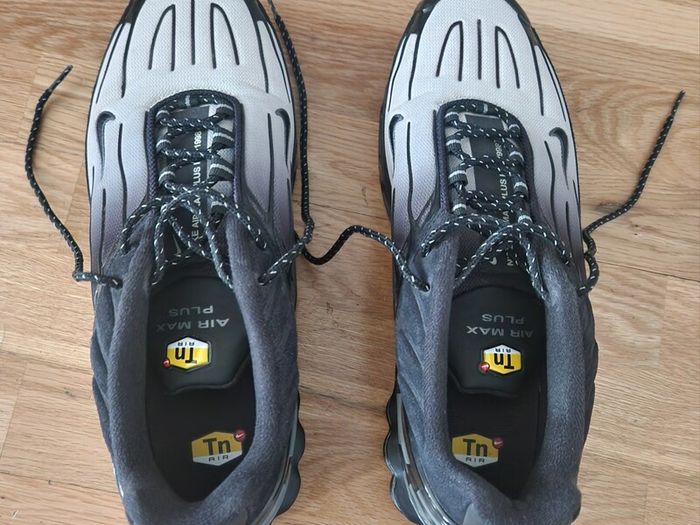 Nike Air Max Plus III - Men's / Women's Rubber Shoes - Black / Smoke Grey - Size EUR 47 / UK 11.5