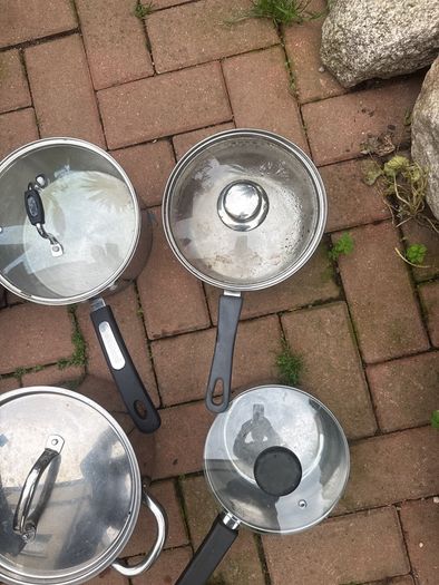 pots