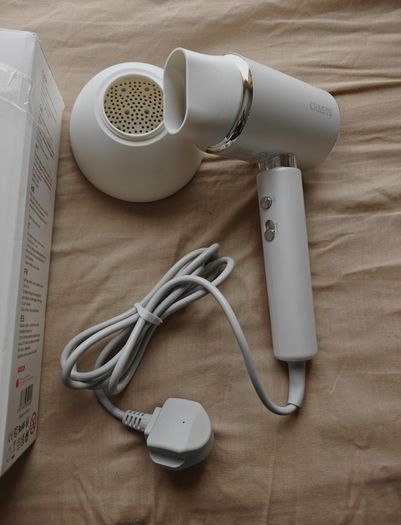 Brand new hair dryer MULTIFUNCTIONAL