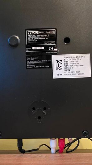 TEAC turntable TN 400 BT
