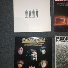 19 Vinyl Records