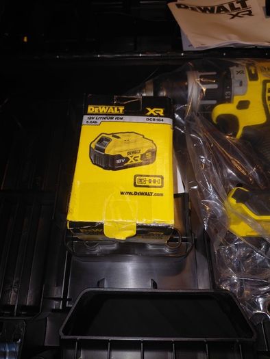 DeWalt DCD796N 18V XR Brushless Combi Drill with 5.0Ah Battery
