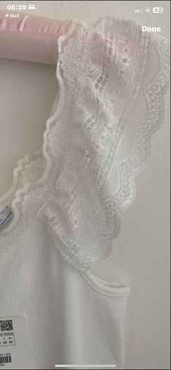 top Bnwt Zara white frilled shoulder top.  Medium