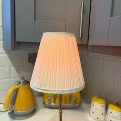 IKEA Lamp with changing colours and remote