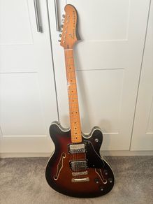 Squier Classic Vibe Starcaster