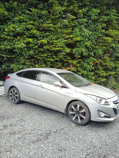 Breaking Hyundai i40 2012 1.7diesel