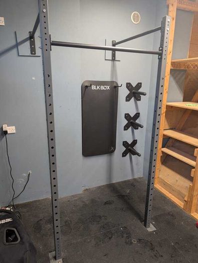 Blk Box bar exercise rack frame, wall mounted