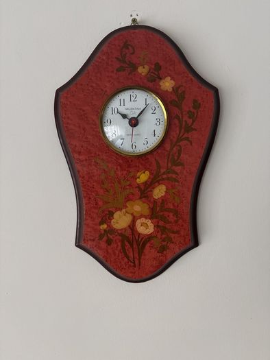 Vintage Made in Italy Wall Clock - Valentina Sorrento Ware - Swiss Quartz - Floral Marquetry