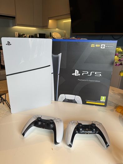 PlayStation 5 ps5