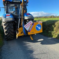 Bomford kestrel hedge cutter