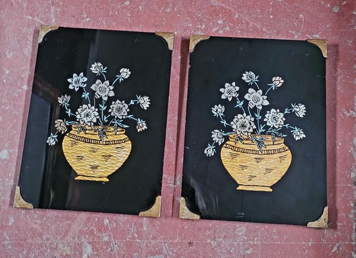 Art deco pair of foil art bouquets