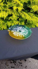 Glass engraved cake stand postage possible
