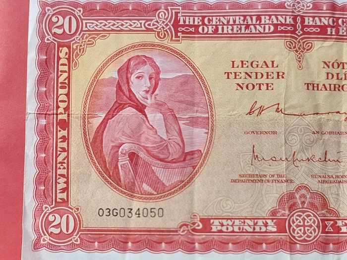 Irish 1976 Lavery Twenty pound banknote in Fine condition