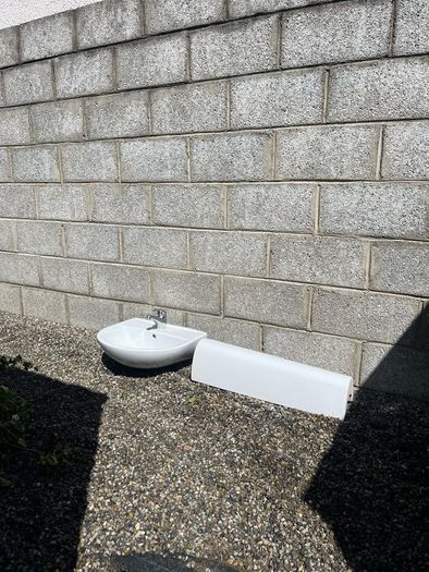 Bathroom Pedestal Sink