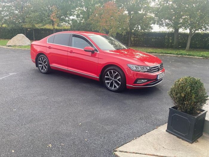 212 Pasatt Tdi 2.0 lt elegance 150 bhp