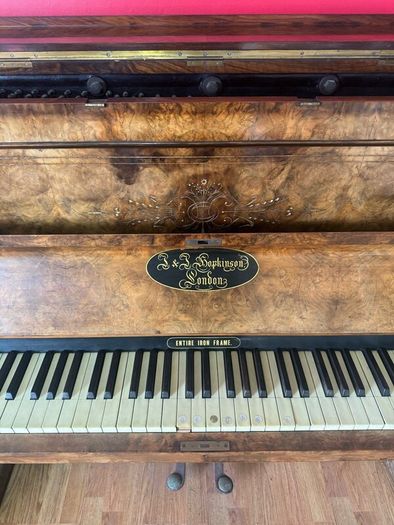 Grand Piano