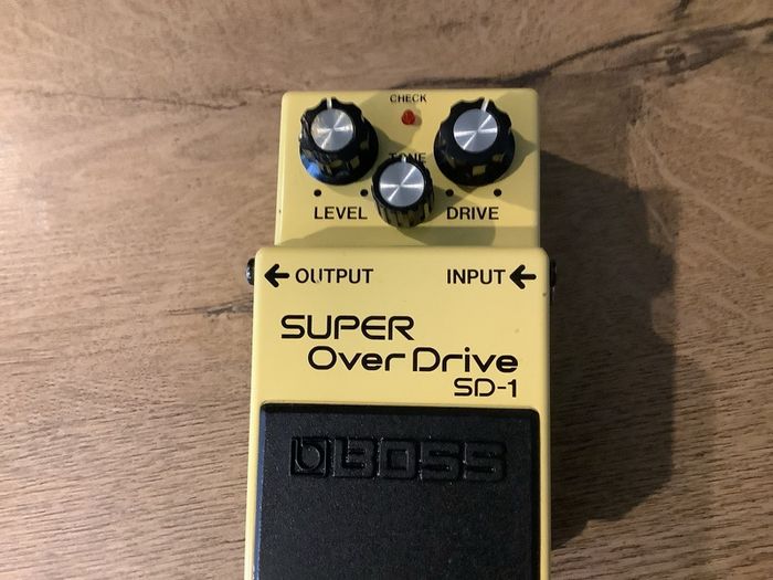 Boss SD-1 Super OverDrive (MIT, Black label, 12V ACA) vintage pedal