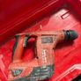 Hilti TE 4-A22 SDS Plus Rotary Hammer with TE DRS-4-A Dust Removal System Image 4