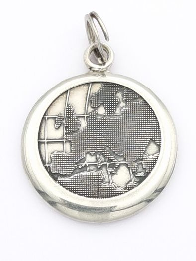 925 Vintage Sterling Silver Globe Map Avon Pendant