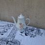 China floral tea pot postage possible Image 3