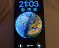 Apple 14 - 256G (used)