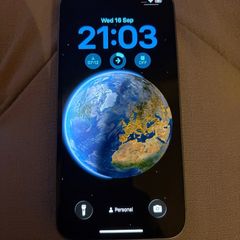 Apple 14 - 256G (used)