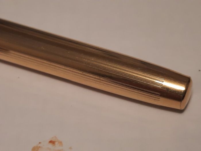 Sheaffer Imperial 444 Rolled Gold - Gorgeous Writer