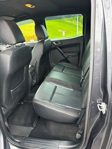 Ford Range Wildtrak 3.2 6 speed automatic