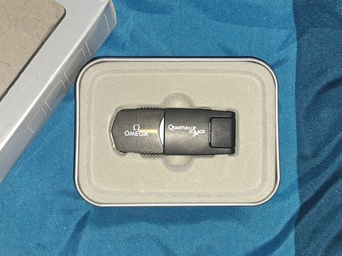 Quantum of solace USB Flash drive