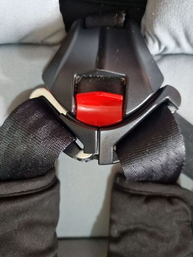 My Babiie Birth to 4 yo car seat Damaged