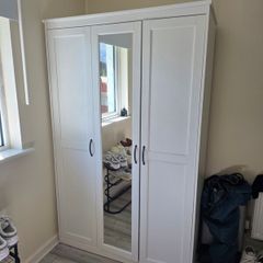 Ikea songesand wardrobe