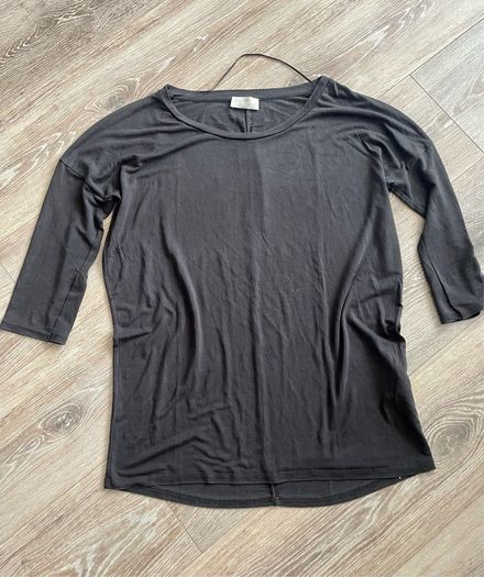 2 for 10e Womans Marks and Spencer and Zara sweatshirts tops jumpers blouses size large