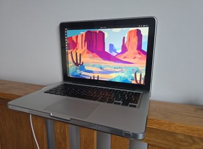 2011 Macbook Pro (Ubuntu)