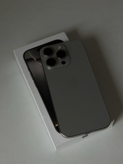 iPhone 16 Pro 128GB Natural Titanium