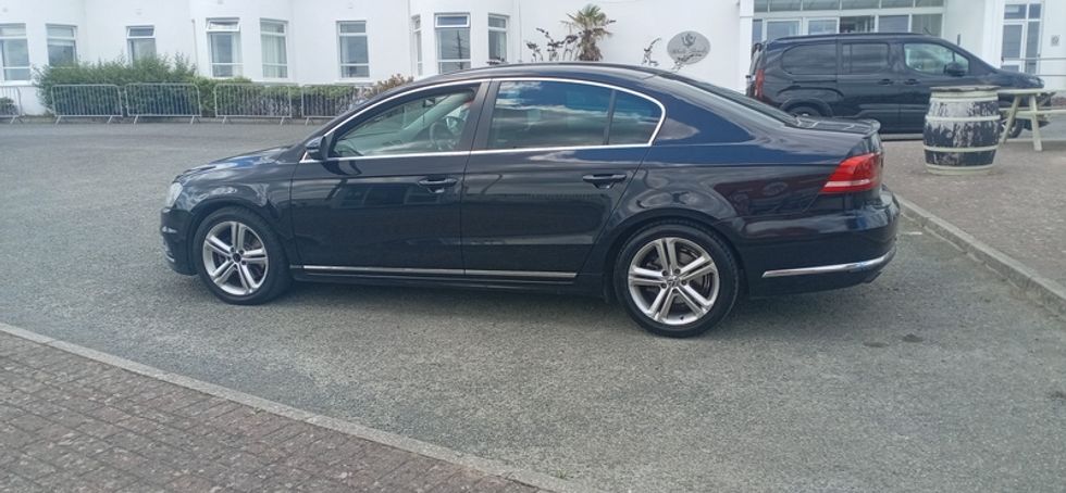 2014 Volkswagen Passat R line