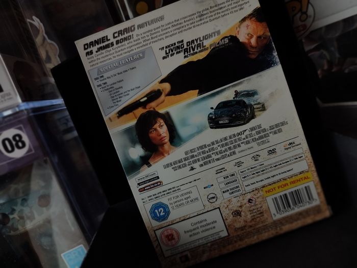 Quantum of Solace ! Two Disk Special Edition ! with Slipcase ! 2008 ! DVD ! James Bond !