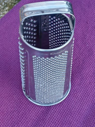 Vintage 3 Grades Grater