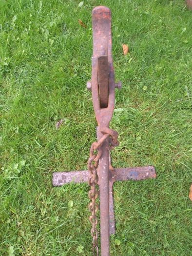 Genuine Antique Cart Jack Very Unusual And Rare Garden Ornament
