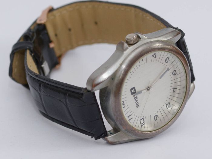 Vintage Gents Soviet Quartz Watch